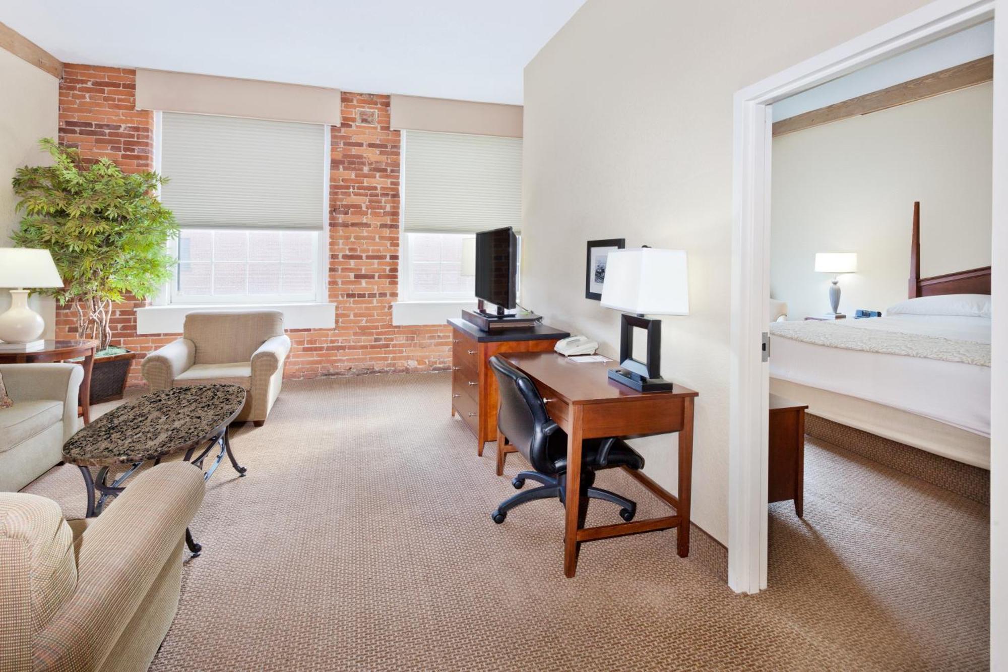 Hawthorn Extended Stay By Wyndham Ром Екстер'єр фото
